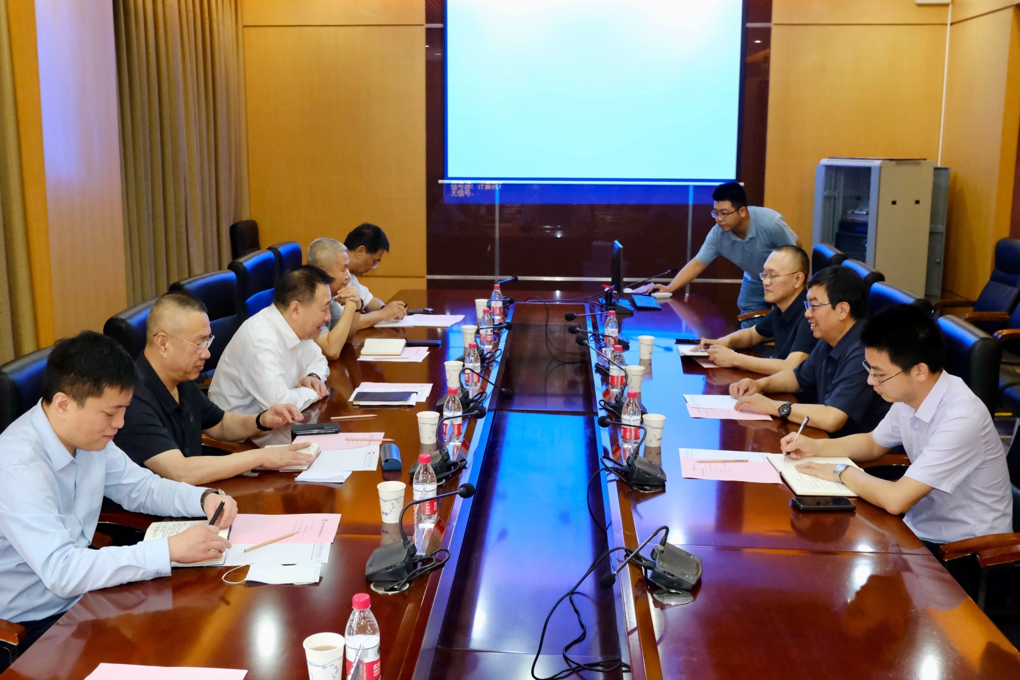 工投集團(tuán)黨委書記、董事長(zhǎng)金輝拜訪西北有色金屬研究院
